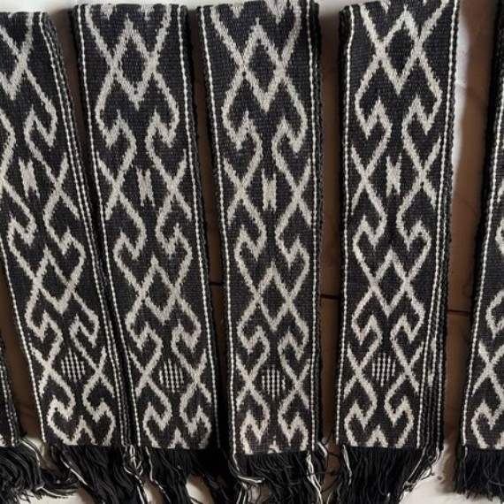 Sekomandi Fabric - Ulukarua Motif