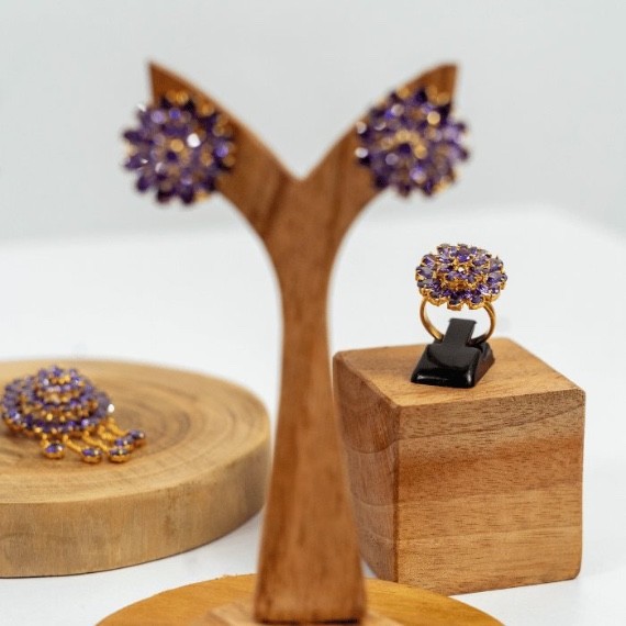 Amatys Amethyst Set with Minimalist Design, Silver-Plated and Gold-Plated