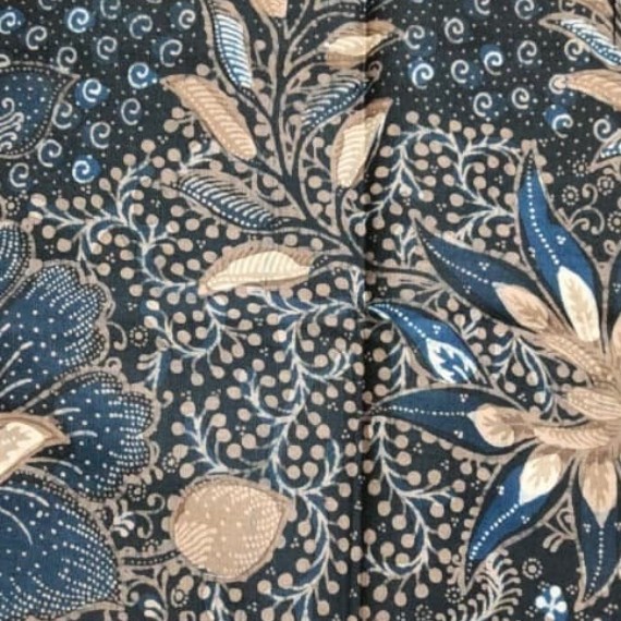 Tebaran Bunga Motif - Natural Dye Batik Fabric